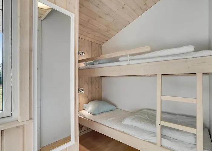 Semesterbostad Hojslev 42